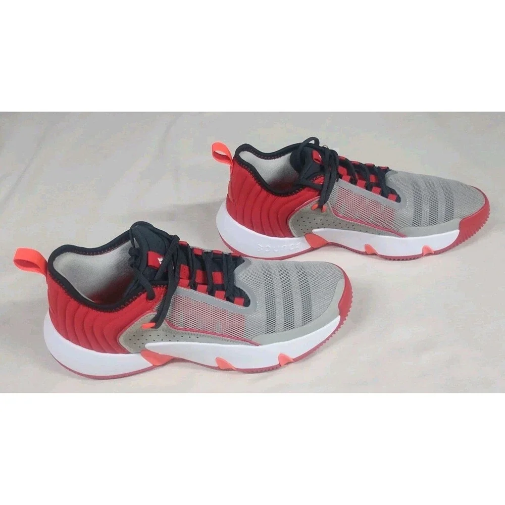 Adidas Trae Unlimited Men’s Sz 10.5 Basketball Shoes  IF5611 Gray/Red New In Box